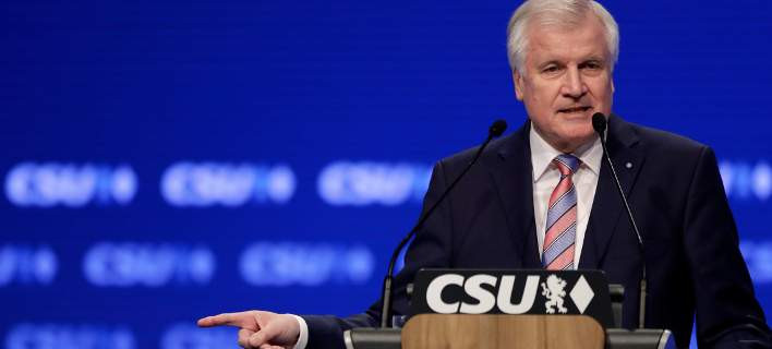 Επιμένει στο ανώτατο όριο για τους μετανάστες το «αδελφό» κόμμα της Μέρκελ